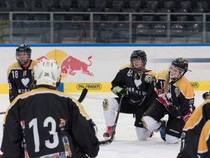 161009_international_girls_ice_hockey_weekend_dec_salzburg_eagles-19-1