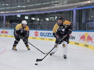 161009_international_girls_ice_hockey_weekend_dec_salzburg_eagles-11-1