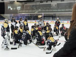 161009_international_girls_ice_hockey_weekend_dec_salzburg_eagles-18-1